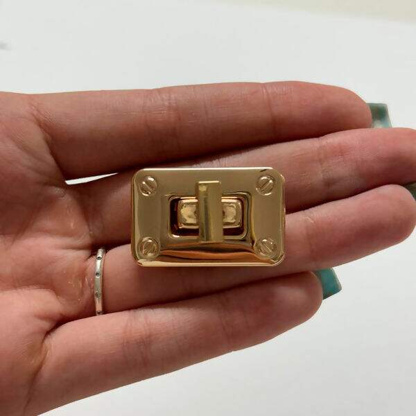 detalhes-fecho-menor