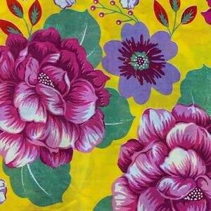 Chita - Flores Rosa Fundo Amarelo - Ref - 2504 cor 2 - 1,00  x 1,40mt